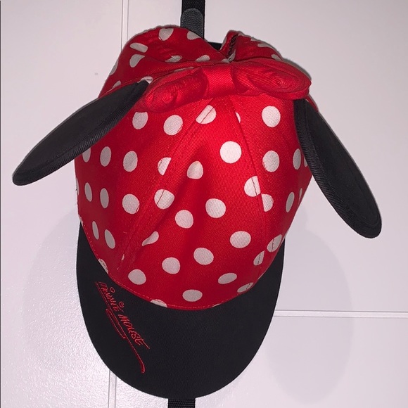 DISNEY HATTT‼️ - Picture 2 of 8